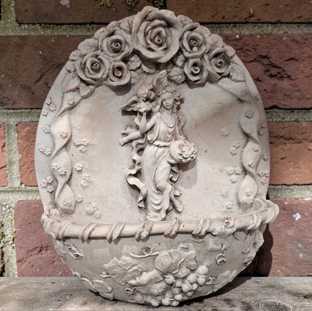 Vintage Angel Holy Water Front Garden Cherub Resin Wall Plaque Bird Feeder